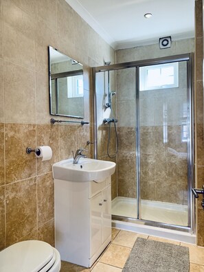 Bathroom - Studio B Baker Street (London)