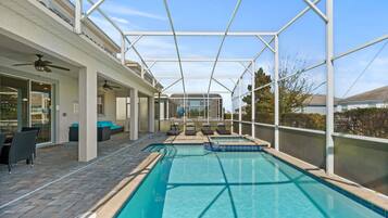 Basic House, 6 Bedrooms, Private Pool (5 Bathrooms) | Private pool