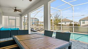 Basic House, 6 Bedrooms, Private Pool (5 Bathrooms) | Terrace/patio