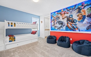 Maison Deluxe, piscine privée (9 Bedrooms, 6.5 Bathrooms) | 9 chambres, literie de qualité, fer et planche à repasser