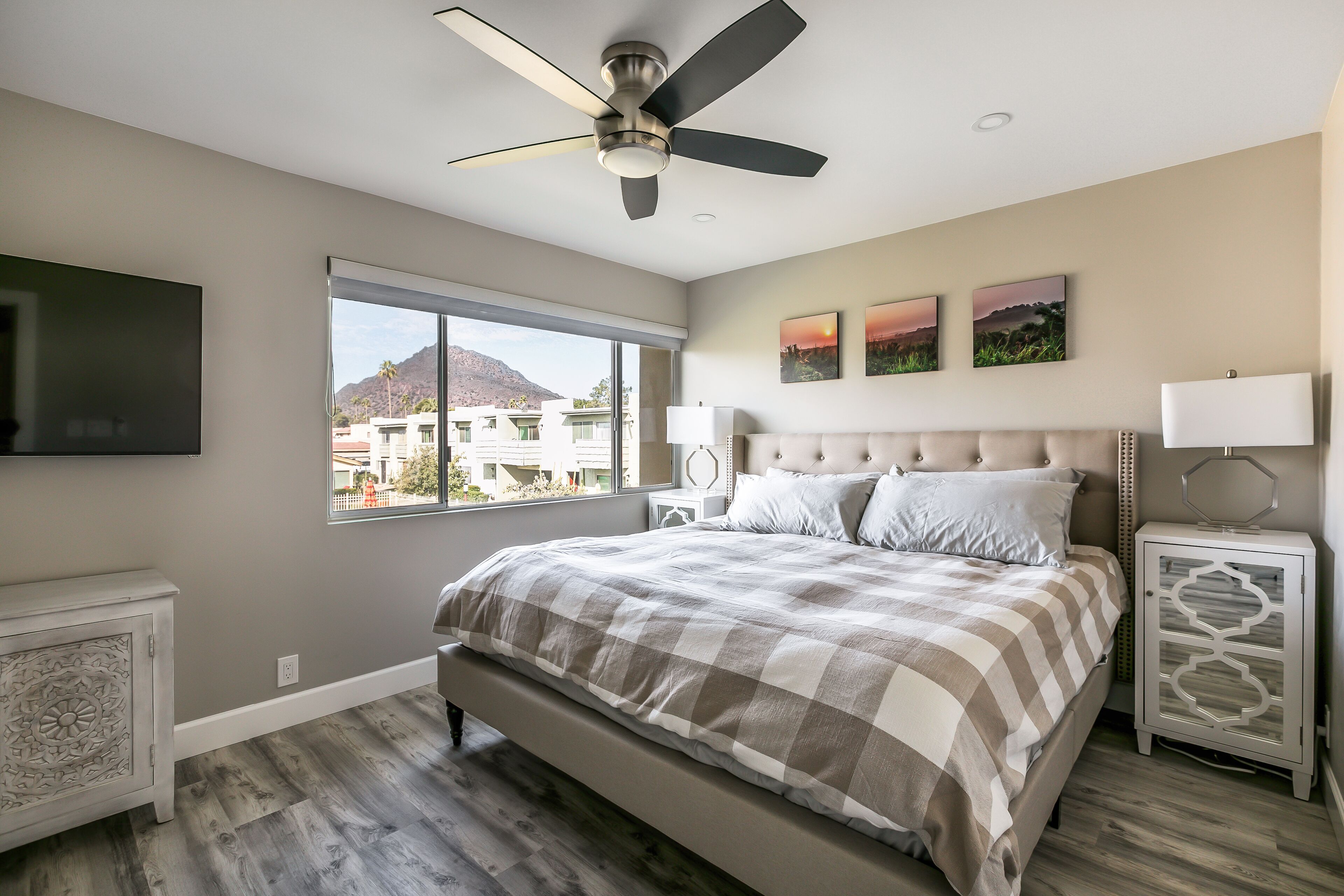 Modern Farmhouse new construction - Camelback Mountain Direct View