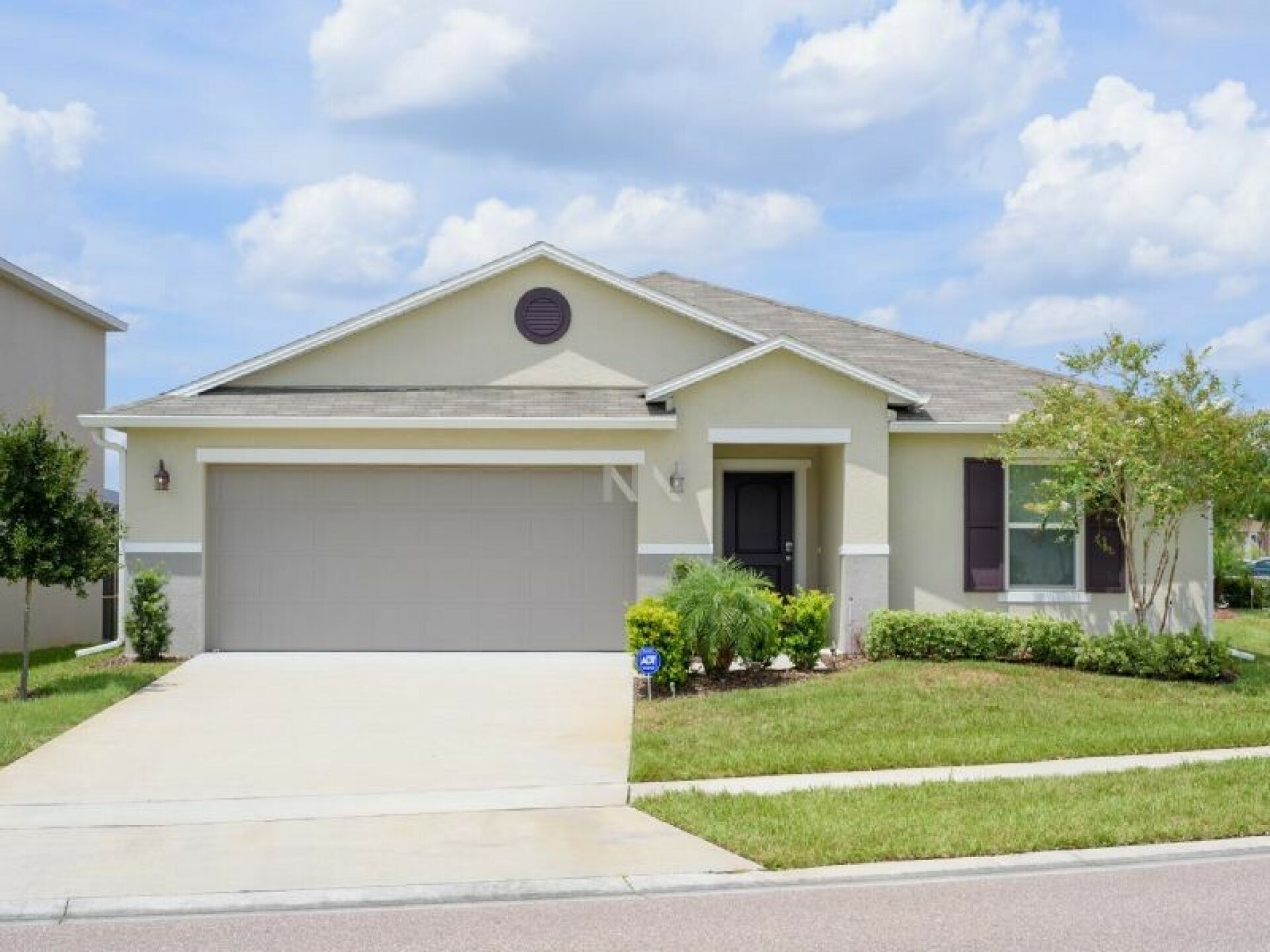 Great Vacation home near to Disney! 1085