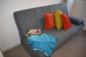 TV - House Baron Forrester (Porto)