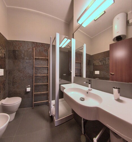 60m2 Central Milan Apartment in der Nähe von Corso Buenos Aires und Milano Centrale