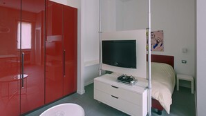 Uklassifisert bilde, 2 av 17, knapp