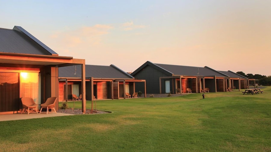 13th Beach Golf Lodges