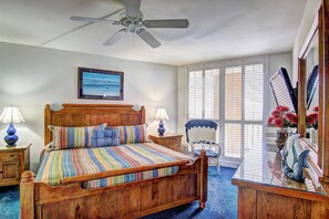 1 bedroom, desk, WiFi, bed sheets