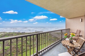 Property grounds - Sea Gull #304: Beachfront 2 Bedroom 2 Bathroom With Spectacular Views and 24 Hour Management (Port Aransas)