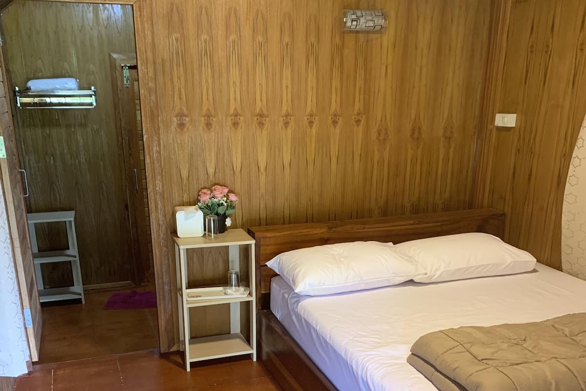 Standard Double Room | 免费 WiFi、床单