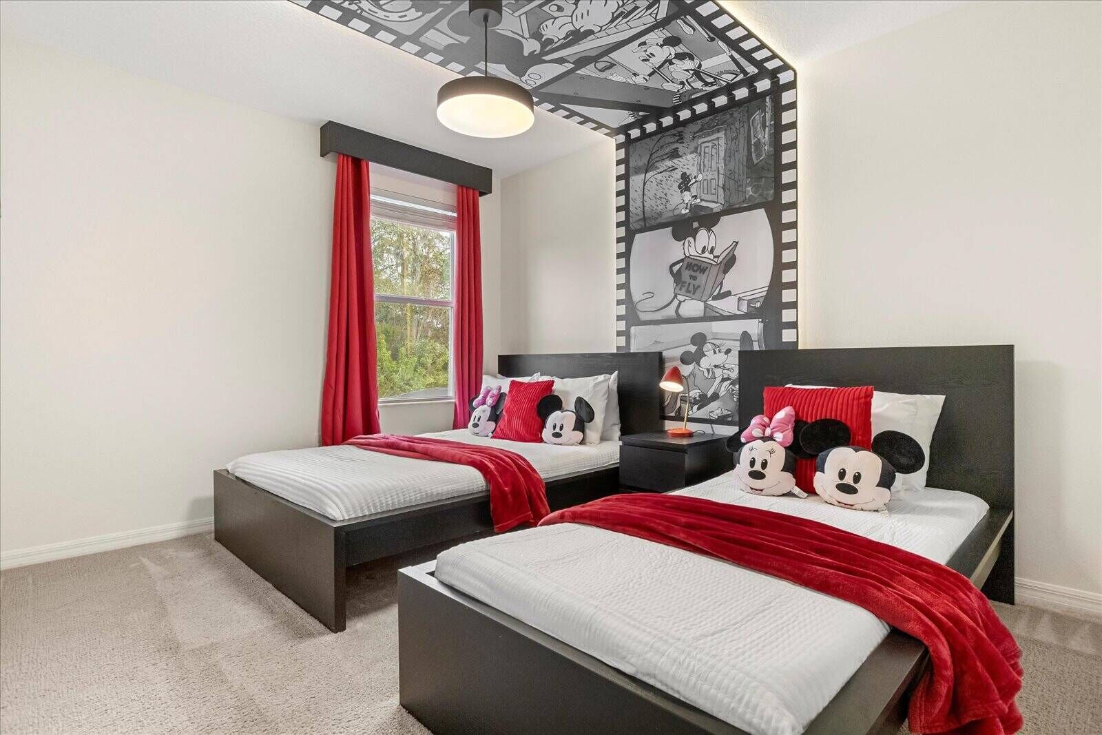 5 室のベッドルーム、アイロン / アイロン台、旅行用ベビーベッド、WiFi