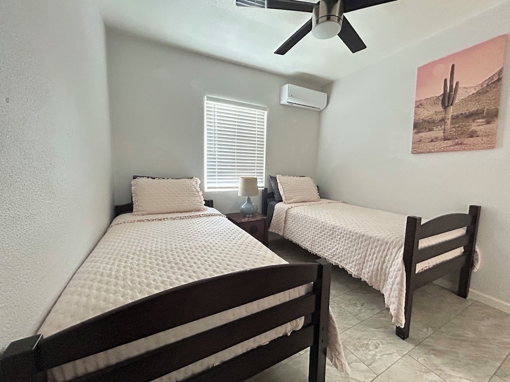Windmills Villa - Palm Springs, CA
