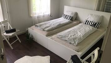 Blackout curtains, free WiFi, bed sheets