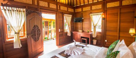 Décoration personnalisée, ameublement personnalisé, bureau