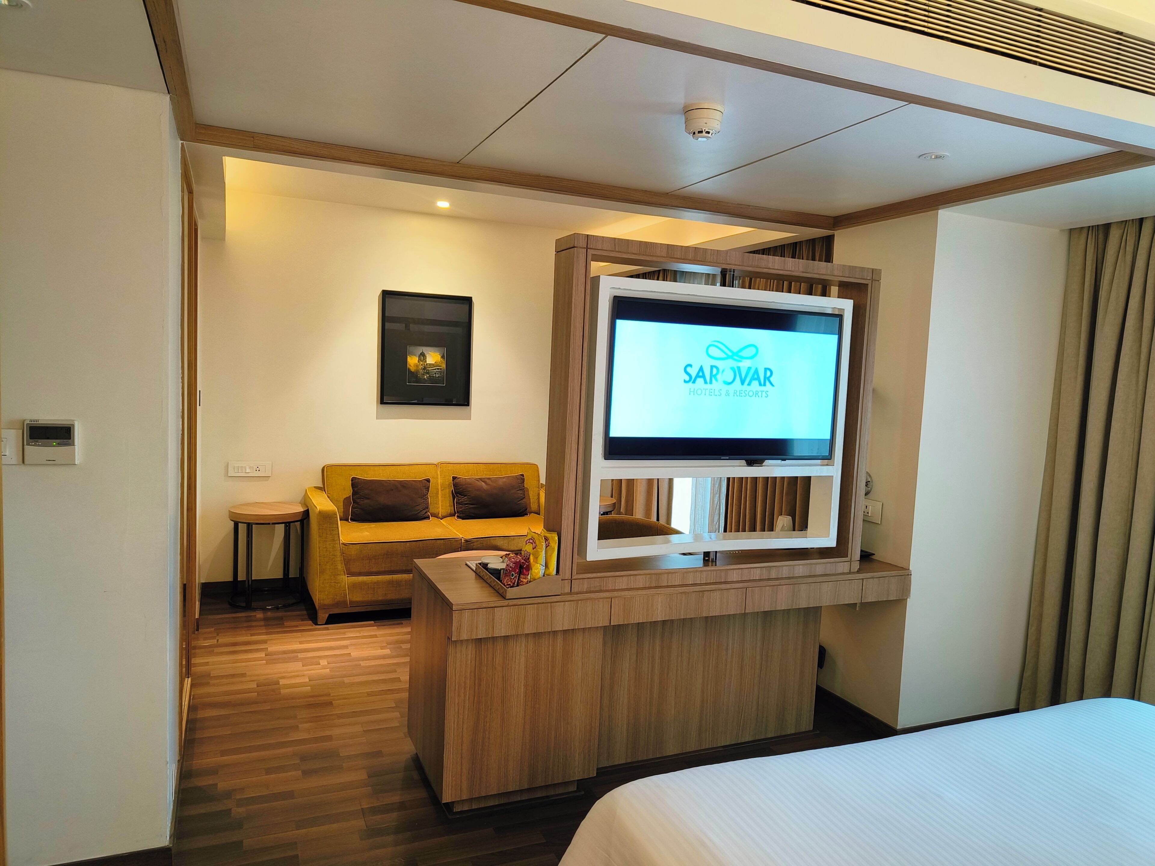 Photo - Royal Hometel Suites Dahisar Mumbai