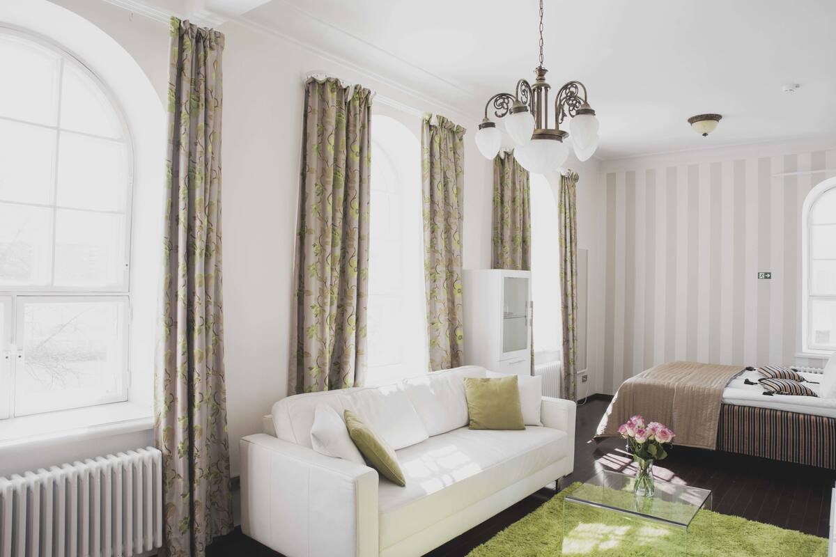grand room | 1 bedroom, premium bedding, minibar, individually decorated