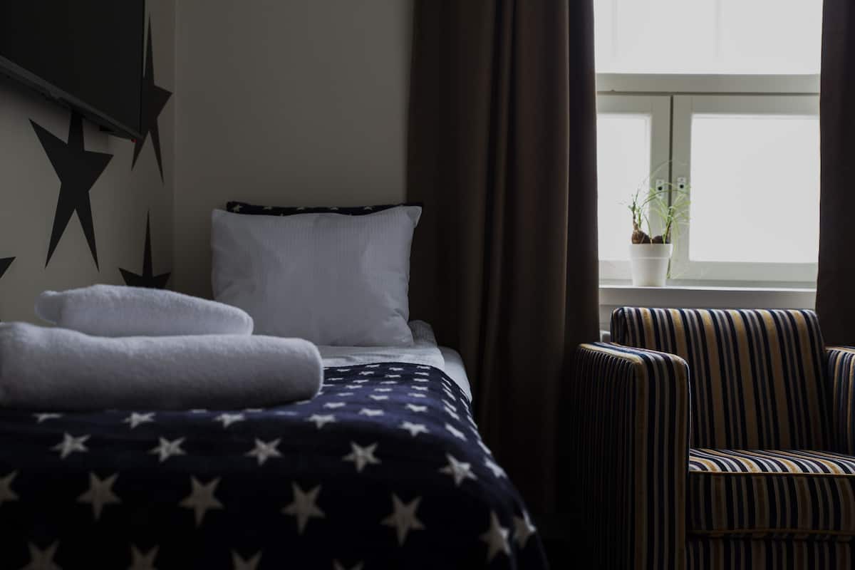 Premium bedding, minibar, individually decorated, individually furnished