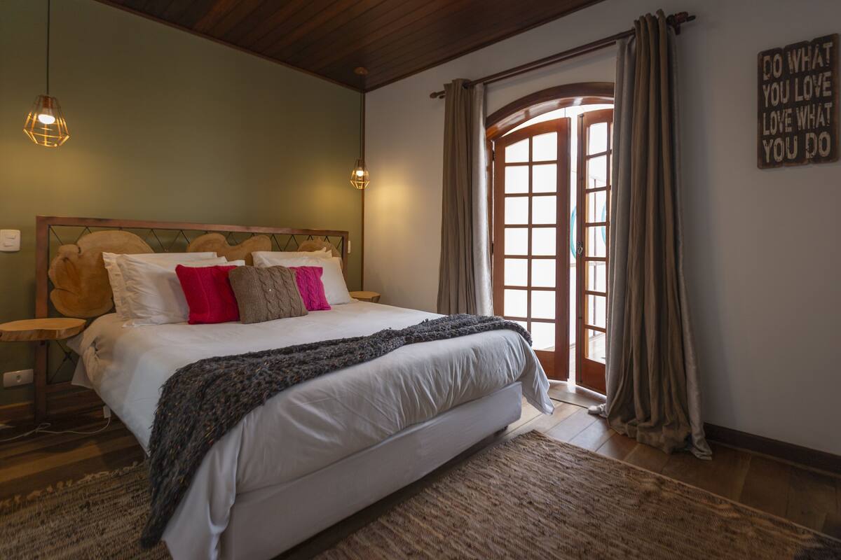 Down comforters, pillowtop beds, soundproofing, free WiFi