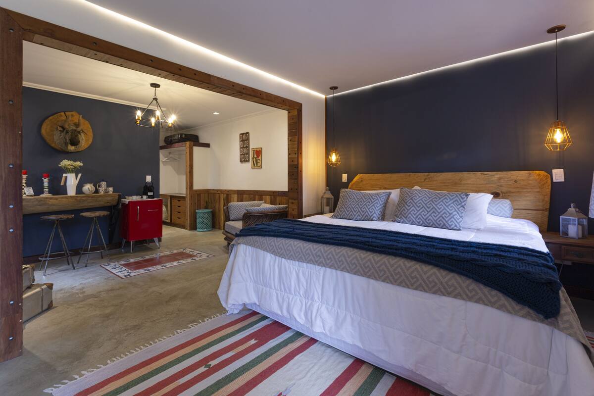 Down comforters, pillowtop beds, soundproofing, free WiFi