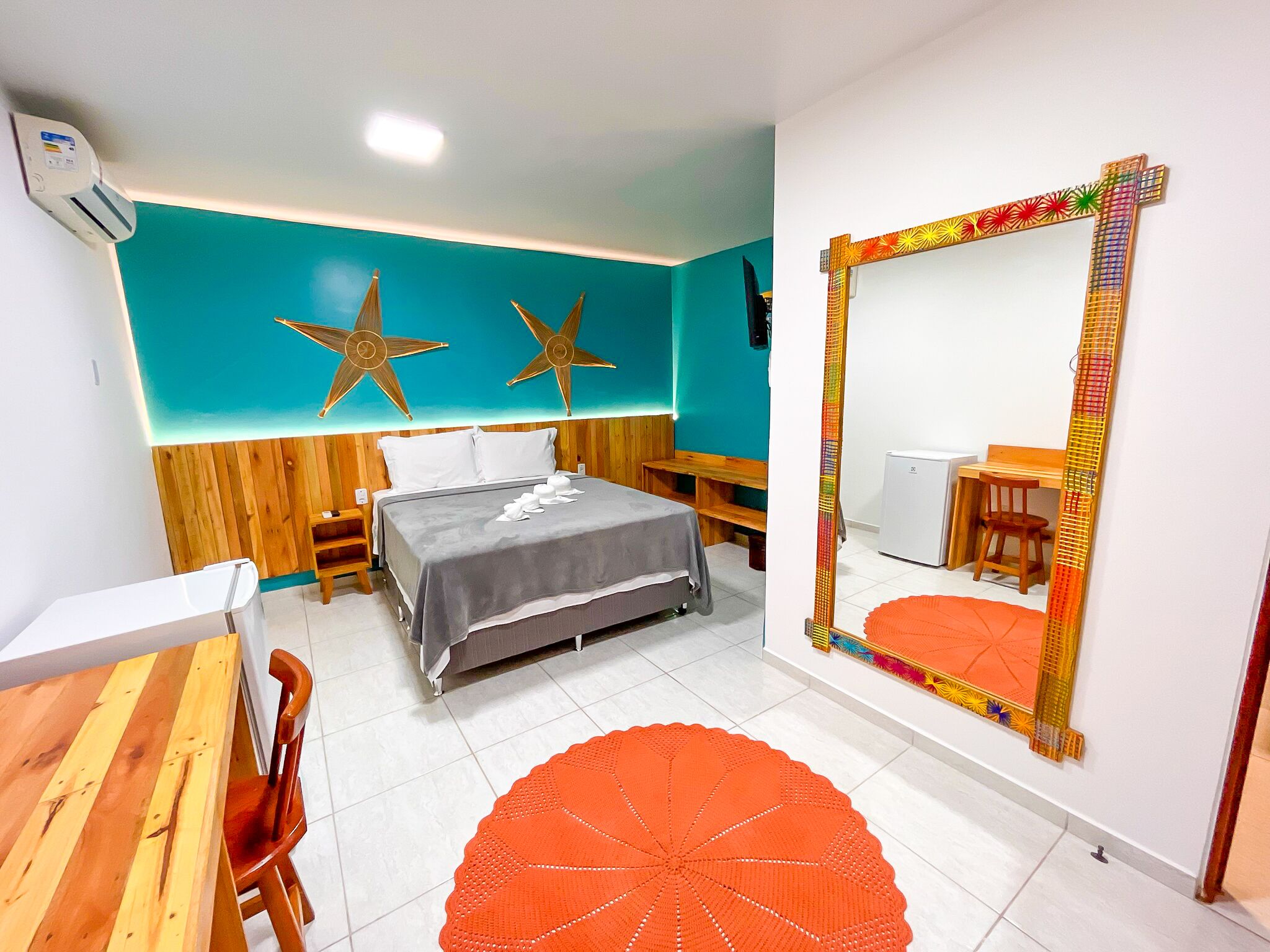 Standard dubbelrum | Minibar, individuell inredning, unika möbler och skrivbord