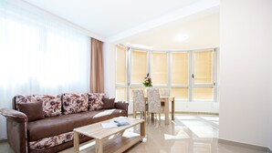 Studio | Living area | 40-inch flat-screen TV with digital channels, TV - Sofija Apartments (Budva)