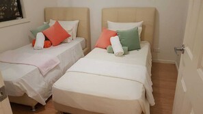 3 chambres, fer et planche à repasser, accès au Wi-Fi (inclus)