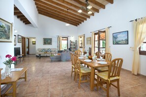 Dining - VILLA ROMEU - 10 MIN WALK TO THE OLD TOWN (Pollensa)