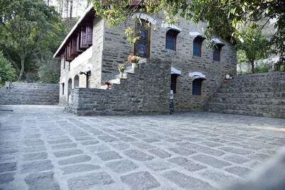 The Silent Valley River Kalsa-Organic Farm Stay