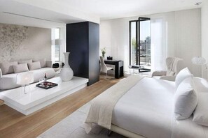 Utsikt mot gårdsplass