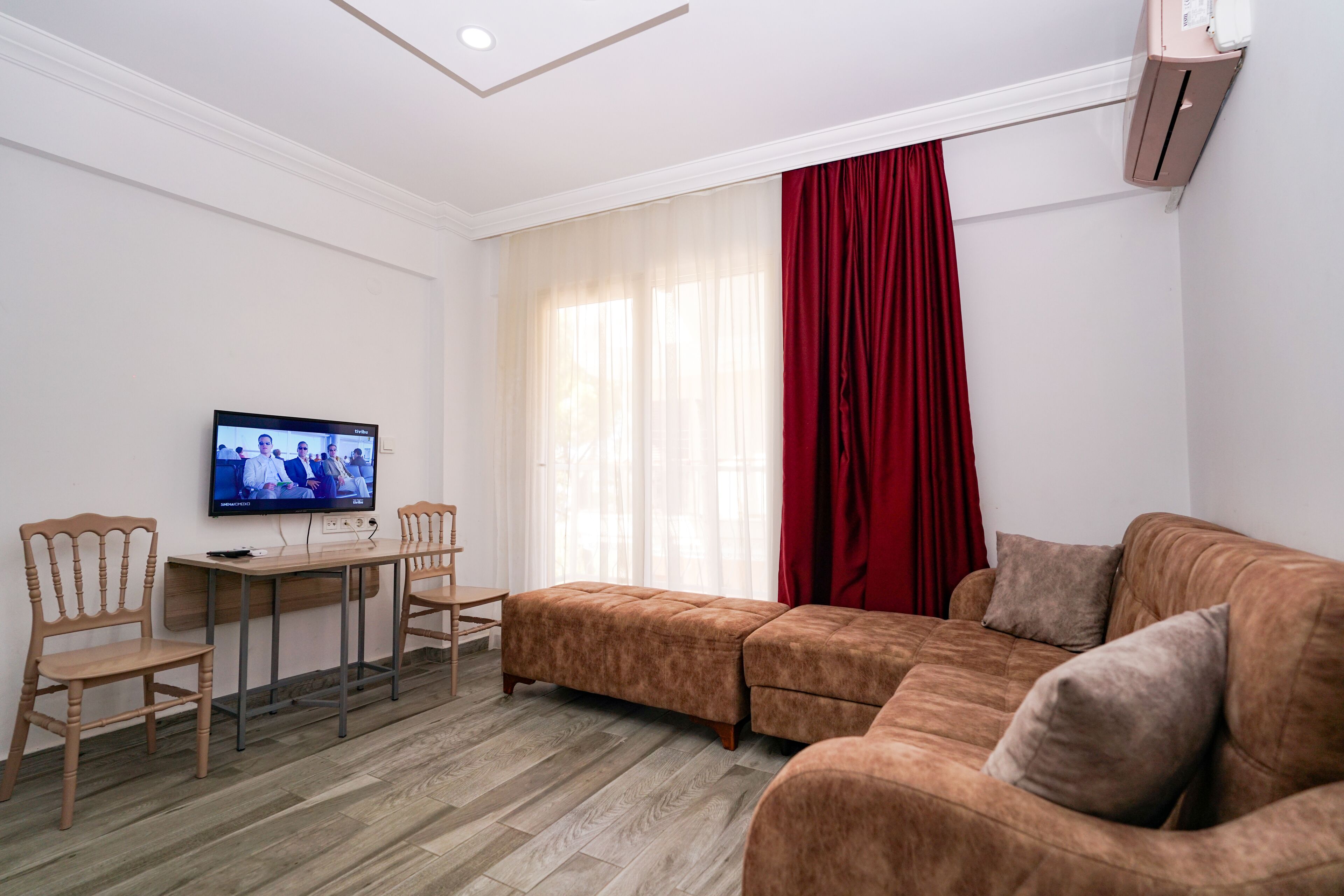 Apartment, 1 Bedroom | Desk, iron/ironing board, bed sheets