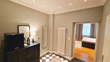 Superior Double Room | Living area | Flat-screen TV