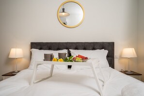 Deluxe Suite, 1 Bedroom, City View | Premium bedding, in-room safe, individually decorated - Eshel Suites (Jerusalem)