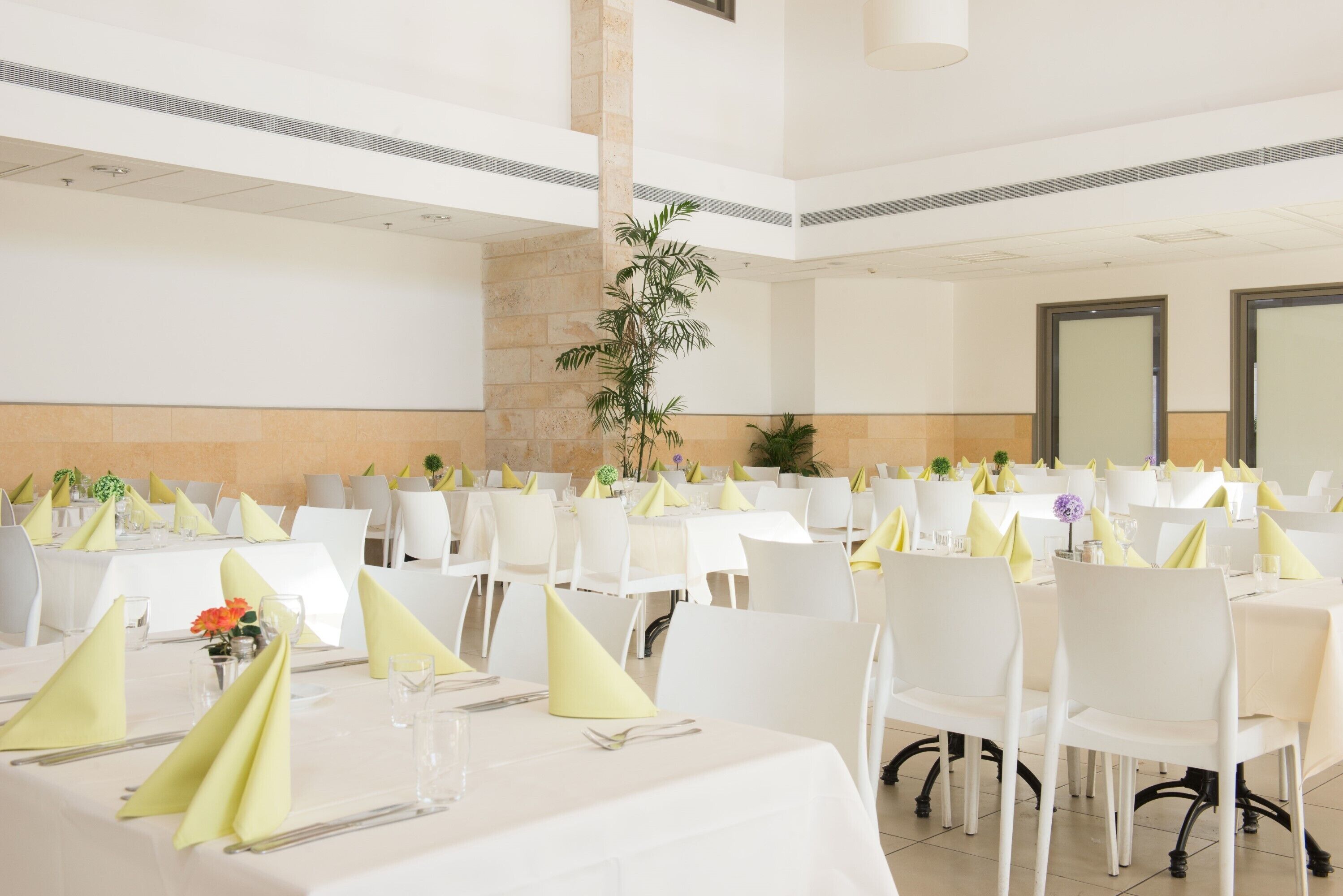 Desayuno buffet incluido todos los días 