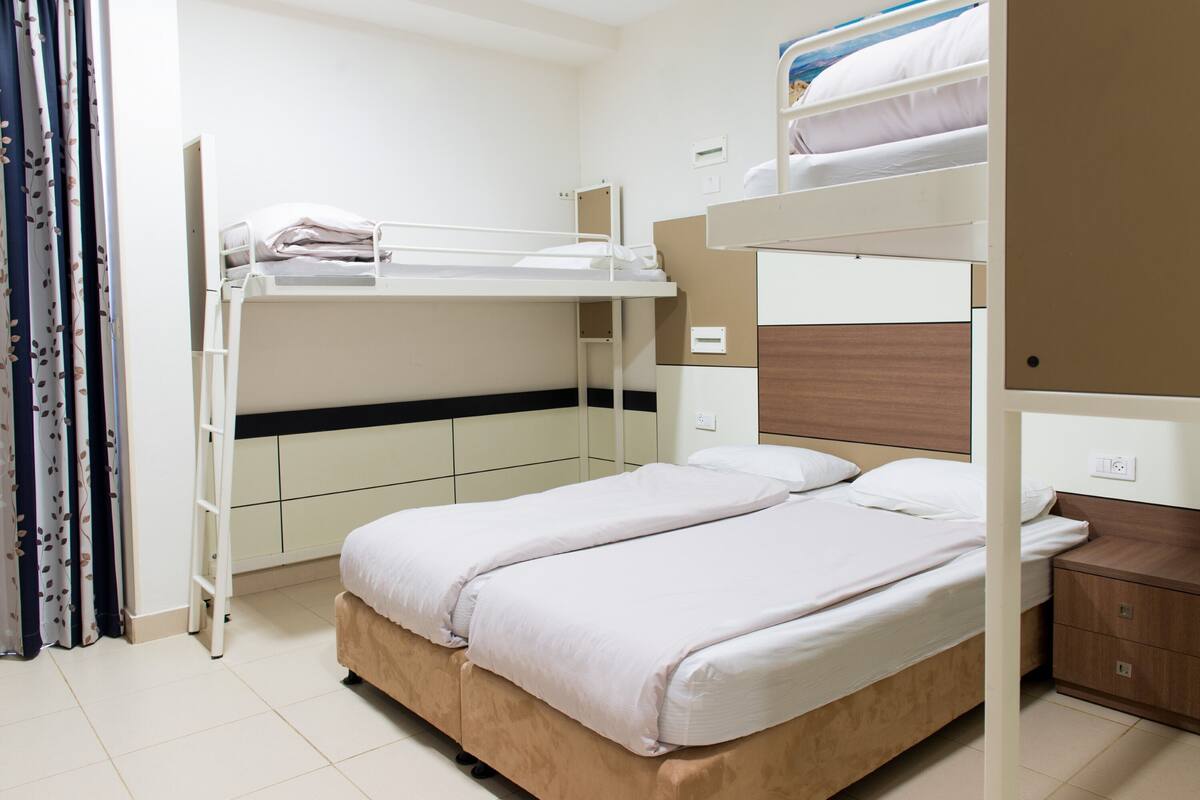 Standard Room | Minibar, blackout curtains, soundproofing, free WiFi