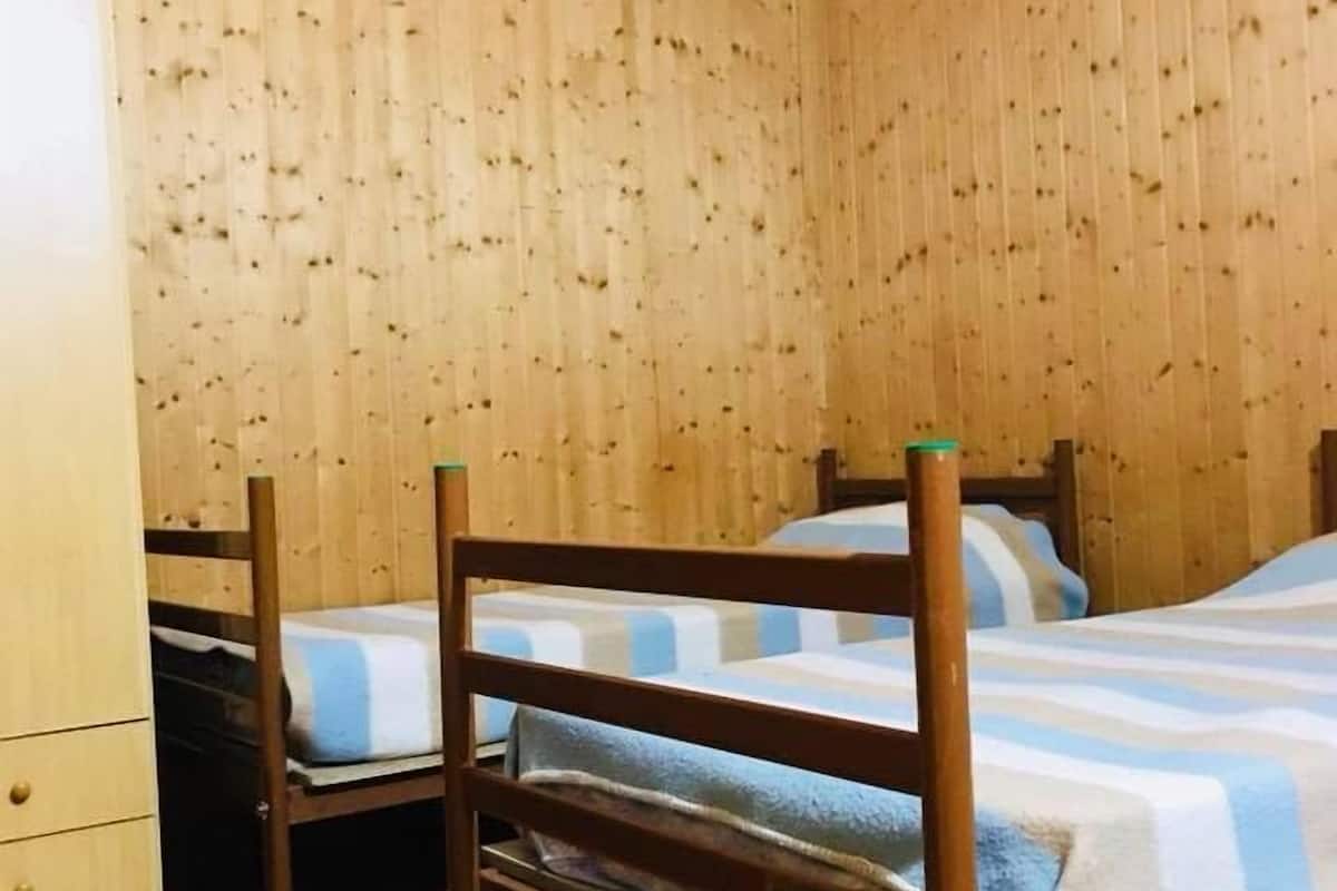 1 slaapkamer, babybedden, extra bedden, beddengoed