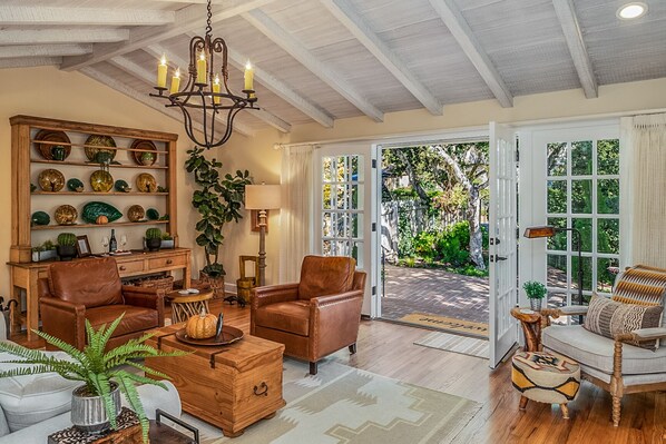 Interior - 3791 Little Sandpiper Cottage ~ Near Town & Beach (Carmel-by-the-Sea)