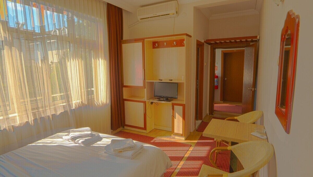 เครื่องนอนระดับพรีเมียม, พื้นที่ทำงานแบบใช้แล็ปท็อป, Wi-Fi ฟรี