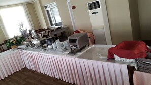 Desayuno buffet incluido todos los días