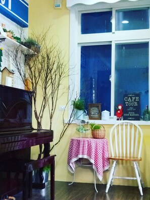 Restaurant - Sweet Home 101 (Guangfu)