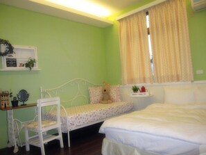 Double Room (1103) | Desk, blackout drapes, free WiFi, bed sheets - Sweet Home 101 (Guangfu)