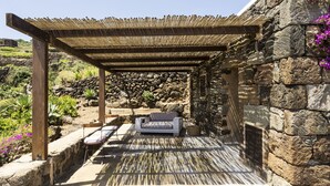 Superior Room | Terrace/patio - Clublevante (Pantelleria)