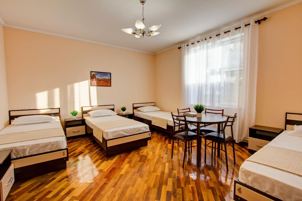 Bed in 4-Beds Mixed Dormitory Room | Desk, laptop workspace, blackout drapes, soundproofing