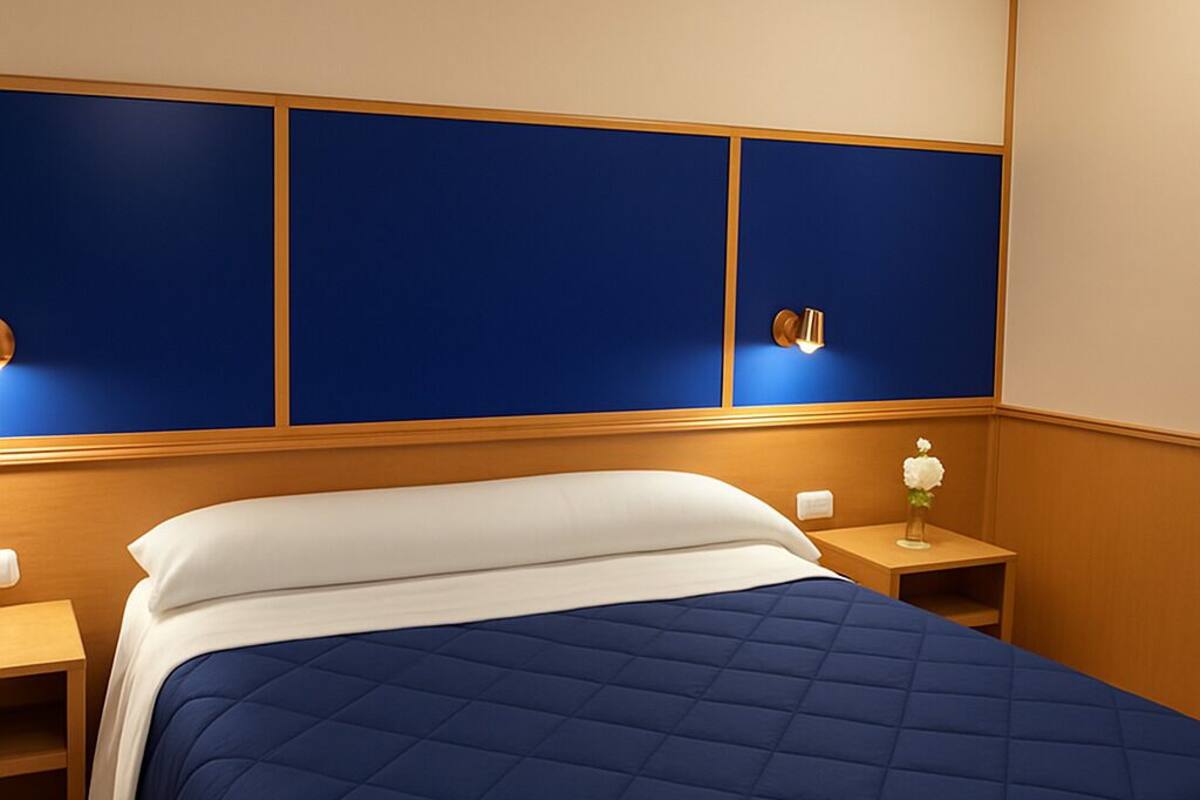 1 bedroom, desk, free WiFi, bed sheets