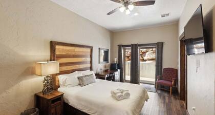 Zion Cliff Lodge