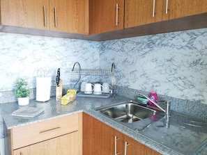 Private kitchen - Cozy Suite (Lapu-Lapu)