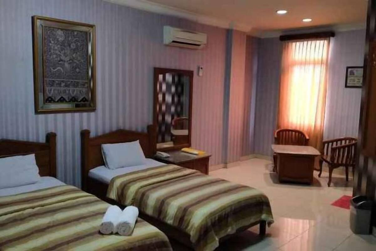 1 bedroom, desk, free WiFi, bed sheets