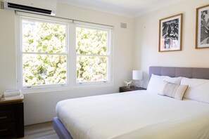 Appartement Confort, 1 chambre | 1 chambre, fer et planche à repasser, Wi-Fi gratuit, draps fournis