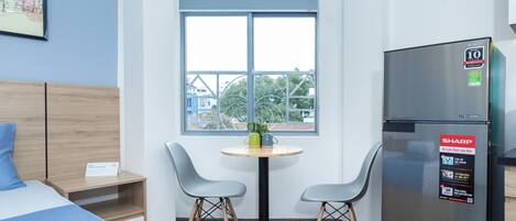 Classic-lejlighed - 1 queensize-seng - ikke-ryger - tekøkken | Opholdsområde | 40-tommers fladskærms-tv med kabelkanaler, tv