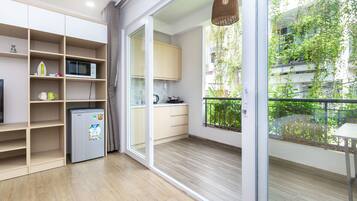 Télévision LCD, cheminée