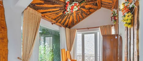 Double Room, 2 Queen Beds, Garden View