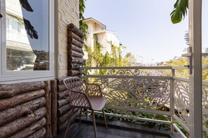 Deluxe Double Room, 1 Bedroom, Bathtub, Garden View | Balcony - La Fleur 2 Luxury Garden Hotel (Da Lat)